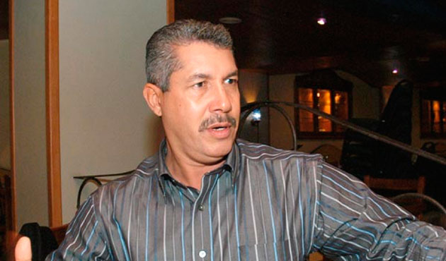 Incumbent Governor Henri Falcon, candidate of the MUD for Lara