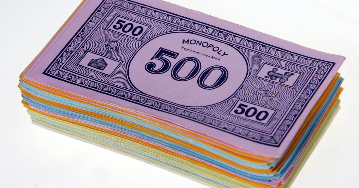 Monopoly-board-game-money.jpg